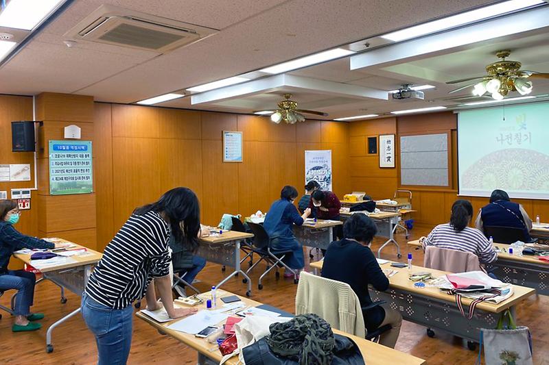 전통공예,_나전칠기_소반_만들기_(3).jpg 이미지