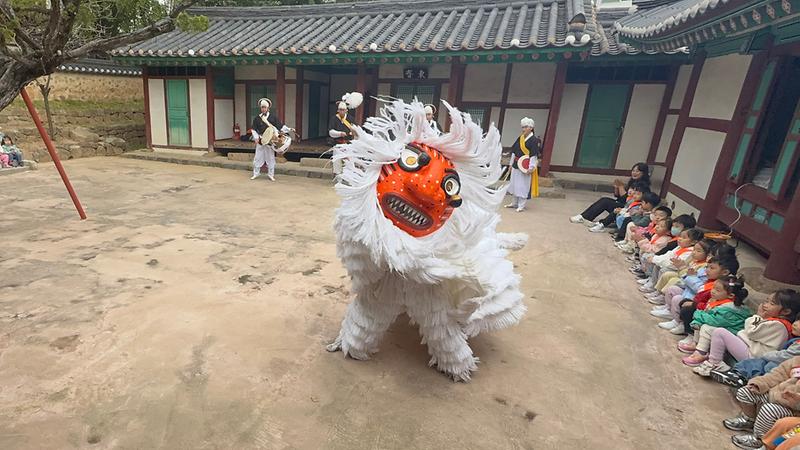 부흥_조선_선비들_전통공연_(2).jpg 이미지